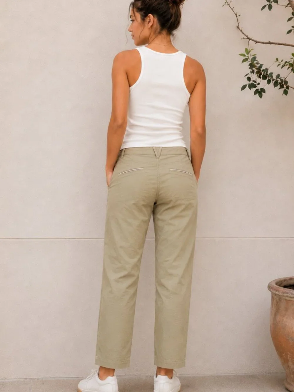 Arc’teryx Women’s Khaki Straight Leg Crop Pants Trim Fit Size 12 NWOT - Picture 2 of 9